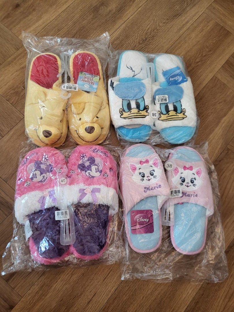 BNIP Authentic Disney Minnie Mouse Marie Winnie The Pooh Donald Duck Bedroom Slippers