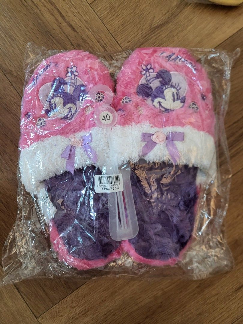 Minnie mouse discount bedroom slippers