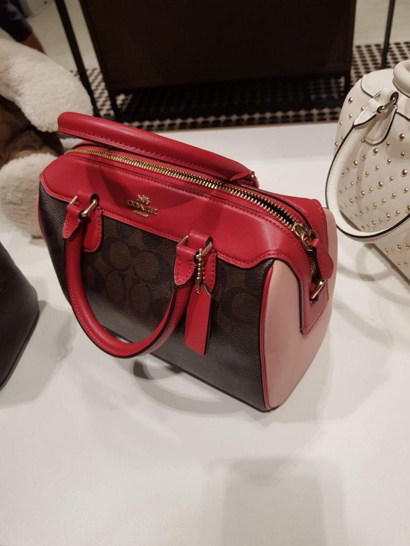 Brand new Coach bonnet 23 handbag crossbody pink red women handbag