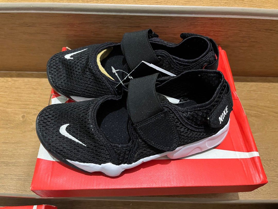 Brand New Nike Rift Boy UK 3.5