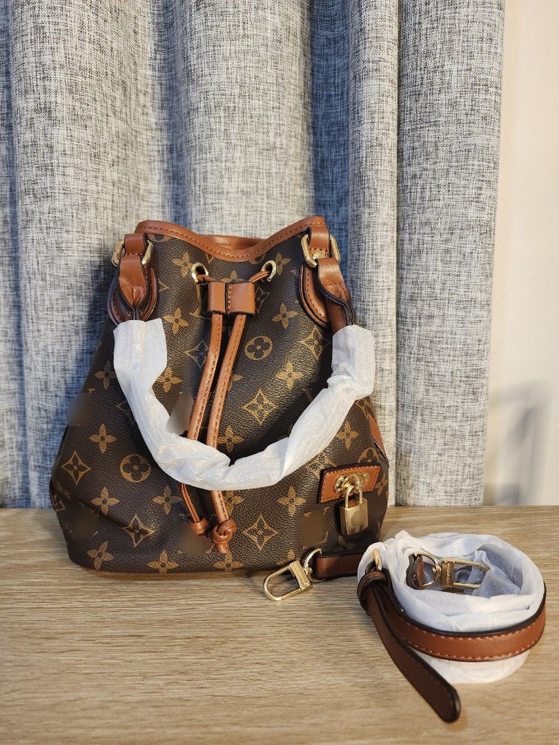 Dark brown bucket bag deals