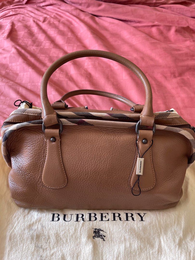 Burberry Leather Hobo Bag, Luxury, Bags & Wallets on Carousell