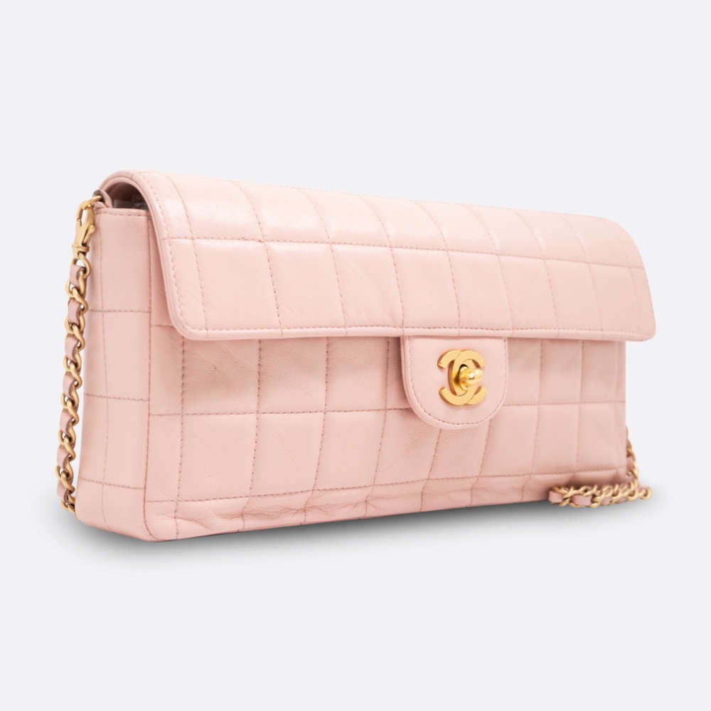 Chanel Pink Chocolate Bar Quilted East West Flap Bag Chanel