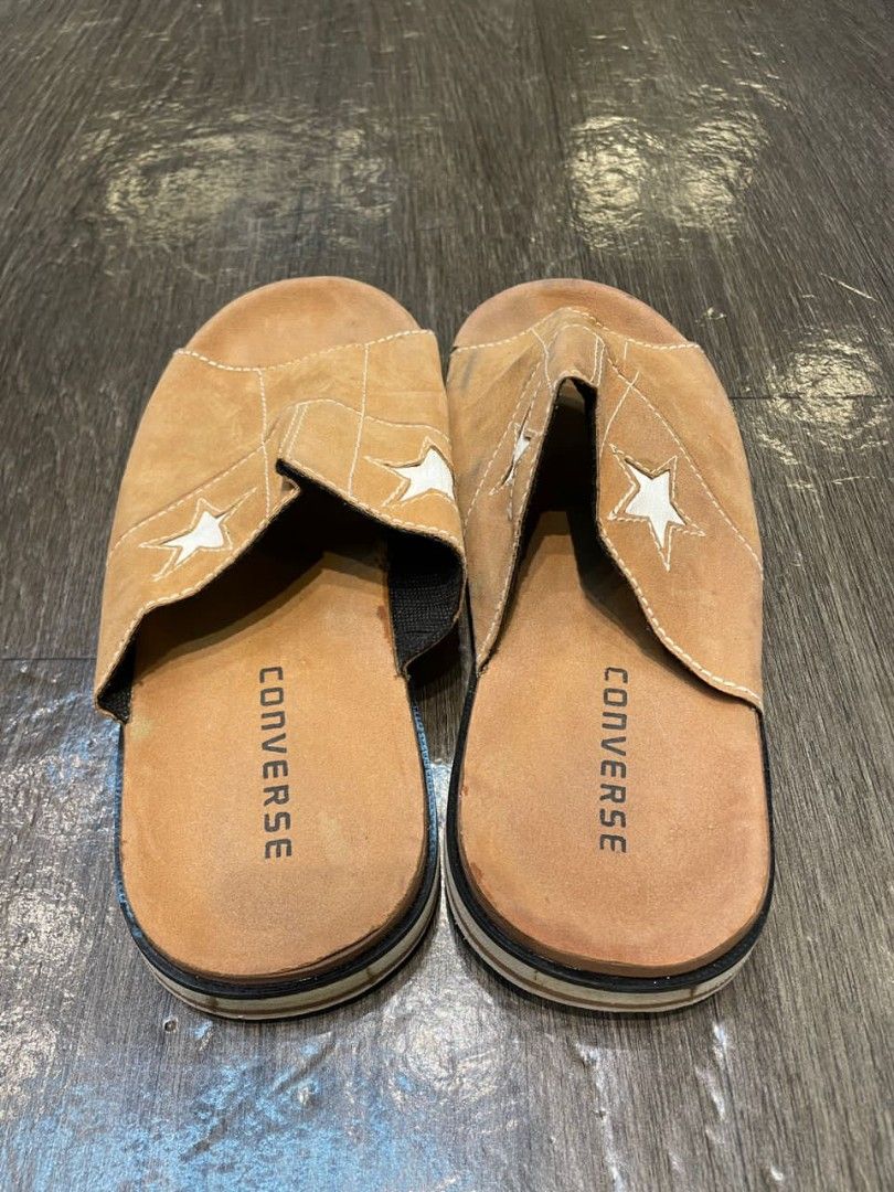 Converse flip sales flops uk