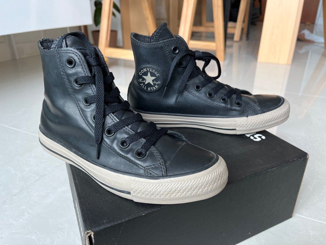 Converse Women s Chuck Taylor All Star Leather High Top Sneaker