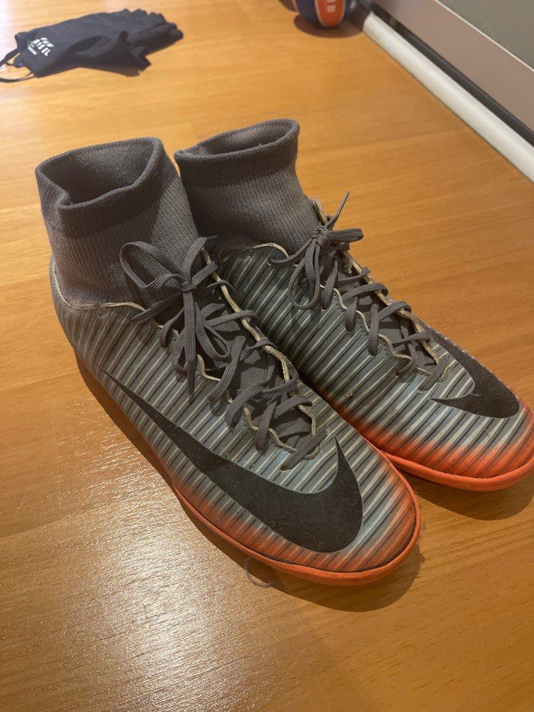 Cr7 indoor soccer cleats clearance