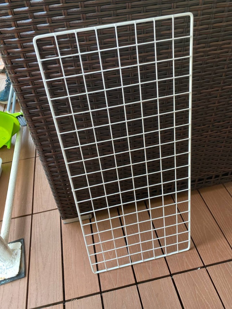 Daiso Metal Grids, Furniture & Home Living, Home Improvement
