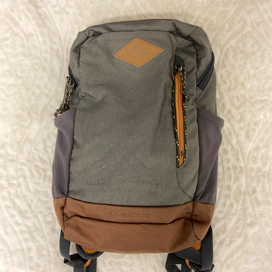 Decathlon Quechua 10L Backpack, Men's Fashion, Bags, Backpacks on Carousell