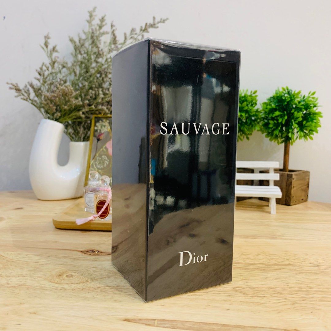 DIOR SAUVAGE EDT 200ML Beauty Personal Care Fragrance