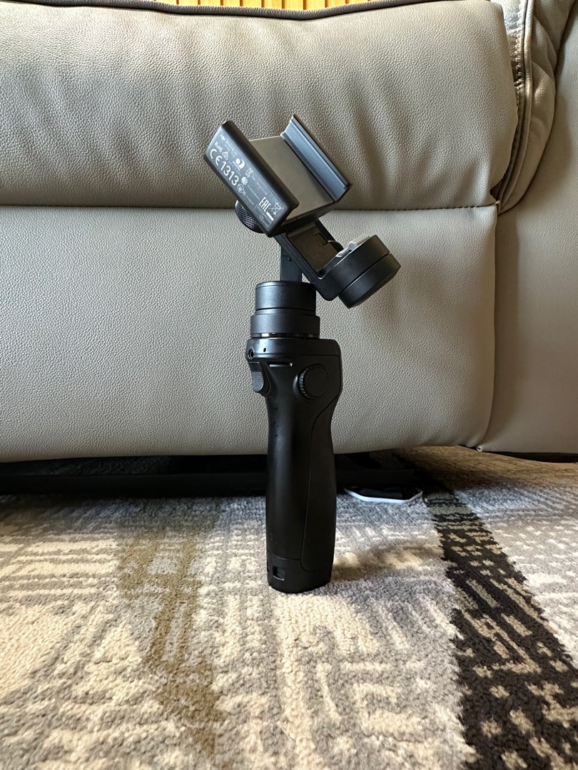 DJI Osmo Mobile (1), Photography, Photography Accessories, Gimbals ...