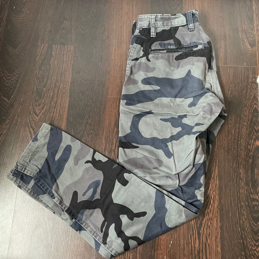 Dockers khaki alpha slim
