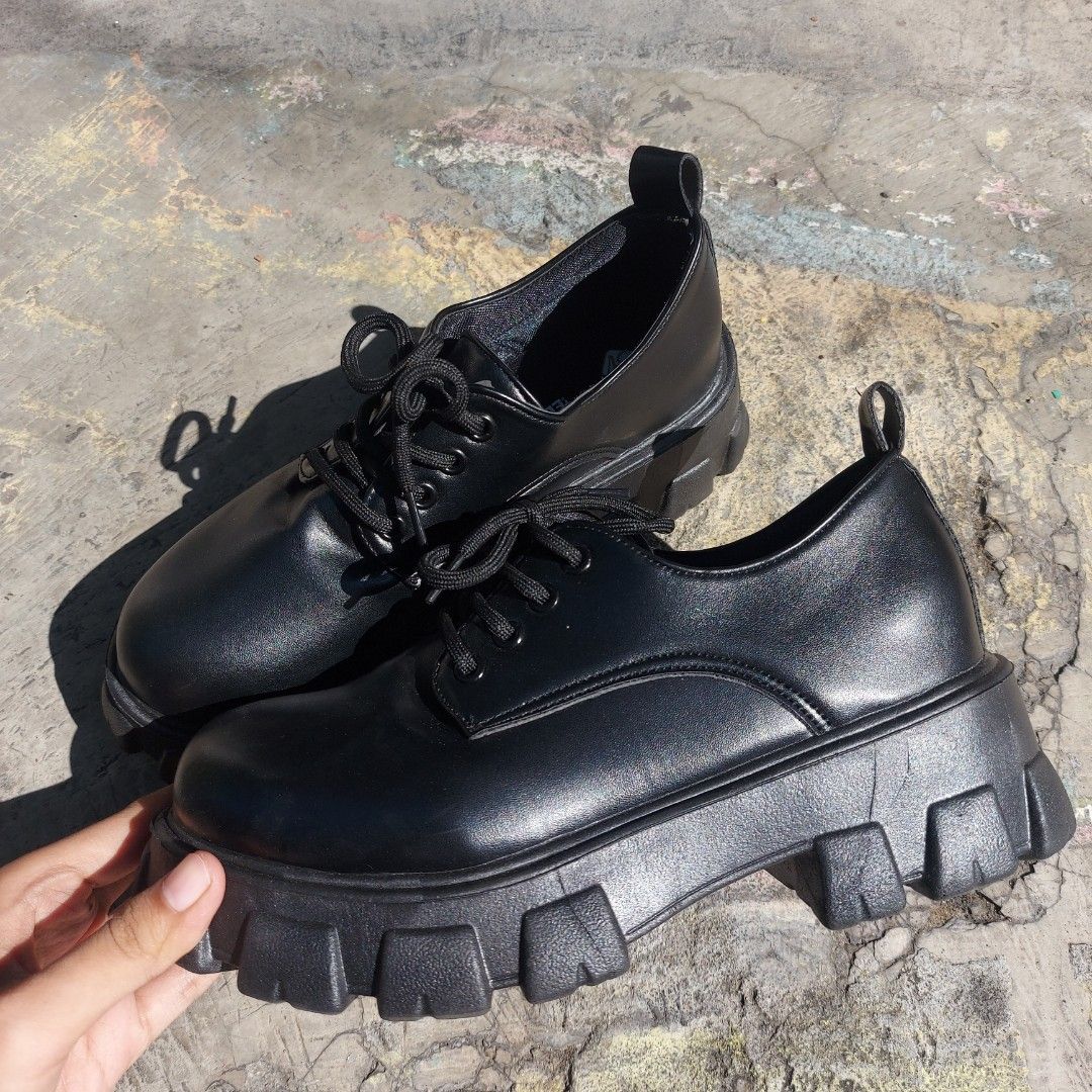 Sepatu Sovella Rachel Doff Matte - Platform Loafers Docmart Boots on ...