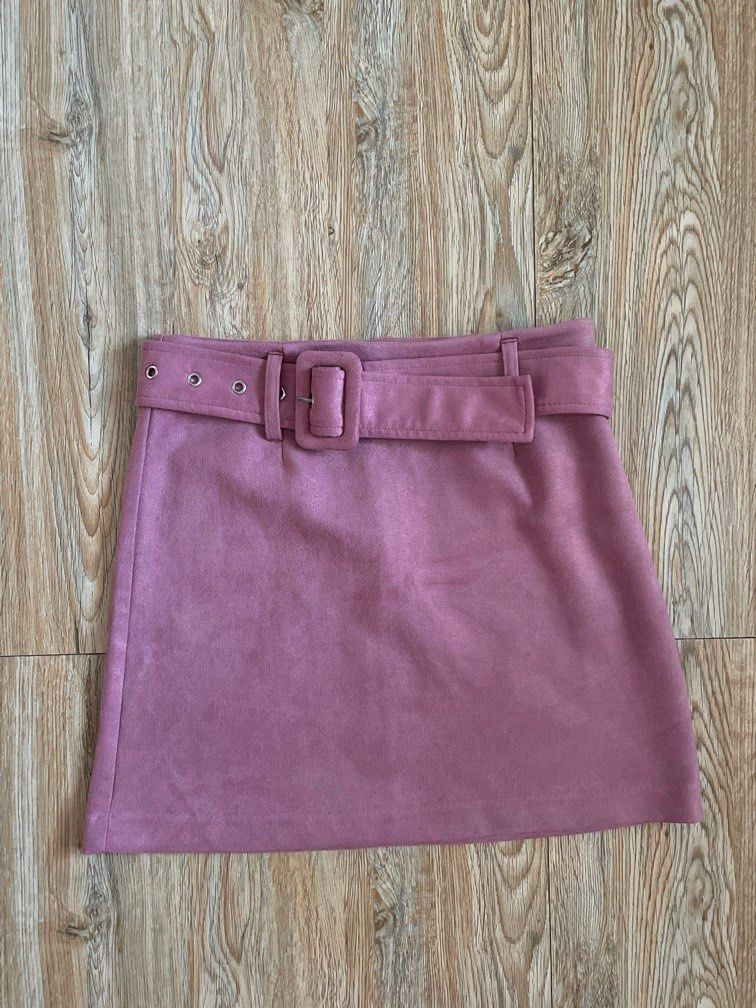 Forever 21 Suede Mini Skirt Women s Fashion Bottoms Skirts on Carousell