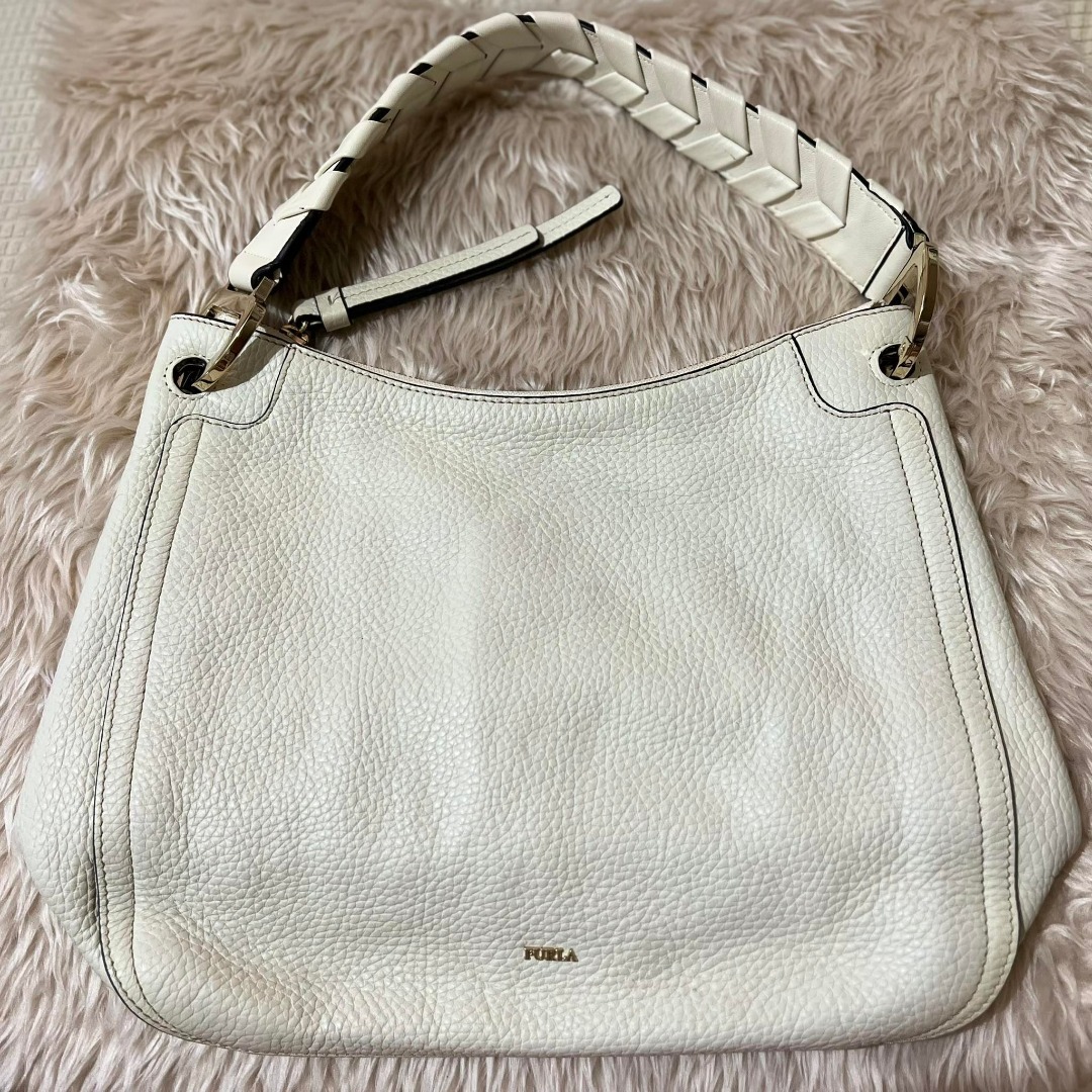 FURLA Rialto Medium Hobo Bag in White Perla Leather LIKE NEW Women s Fashion Bags Wallets Shoulder Bags on Carousell