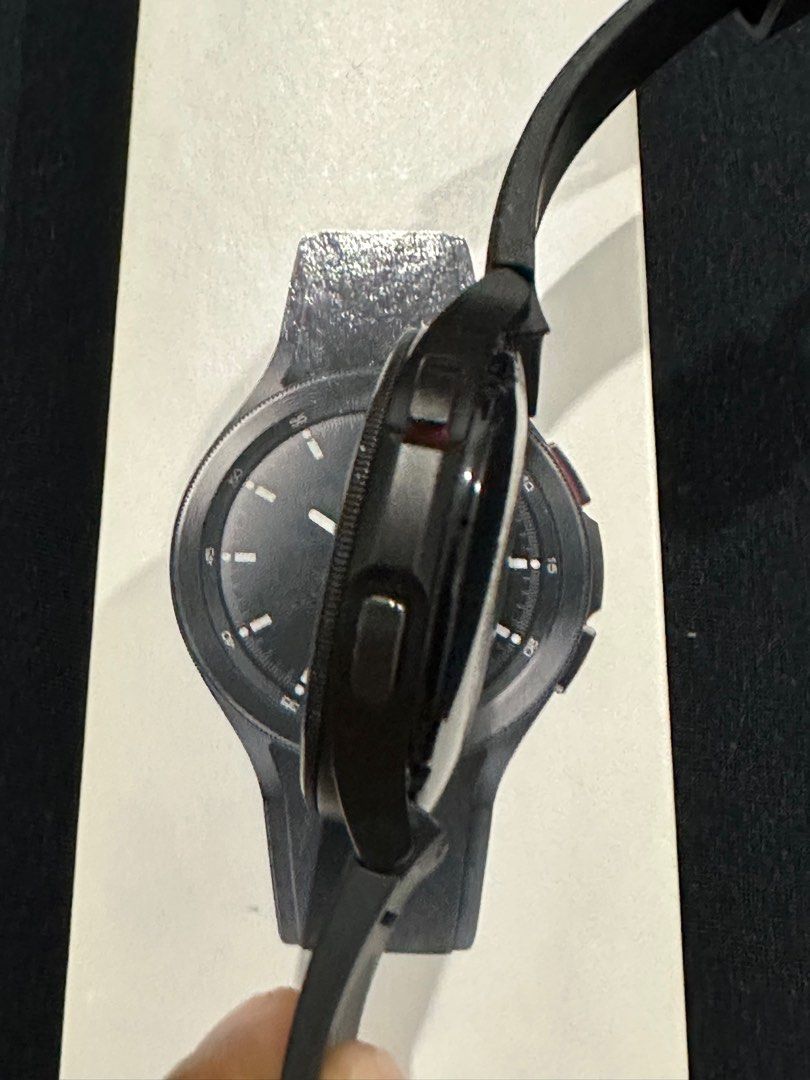 Galaxy watch 4 classic 46mm sale or swap apple watch