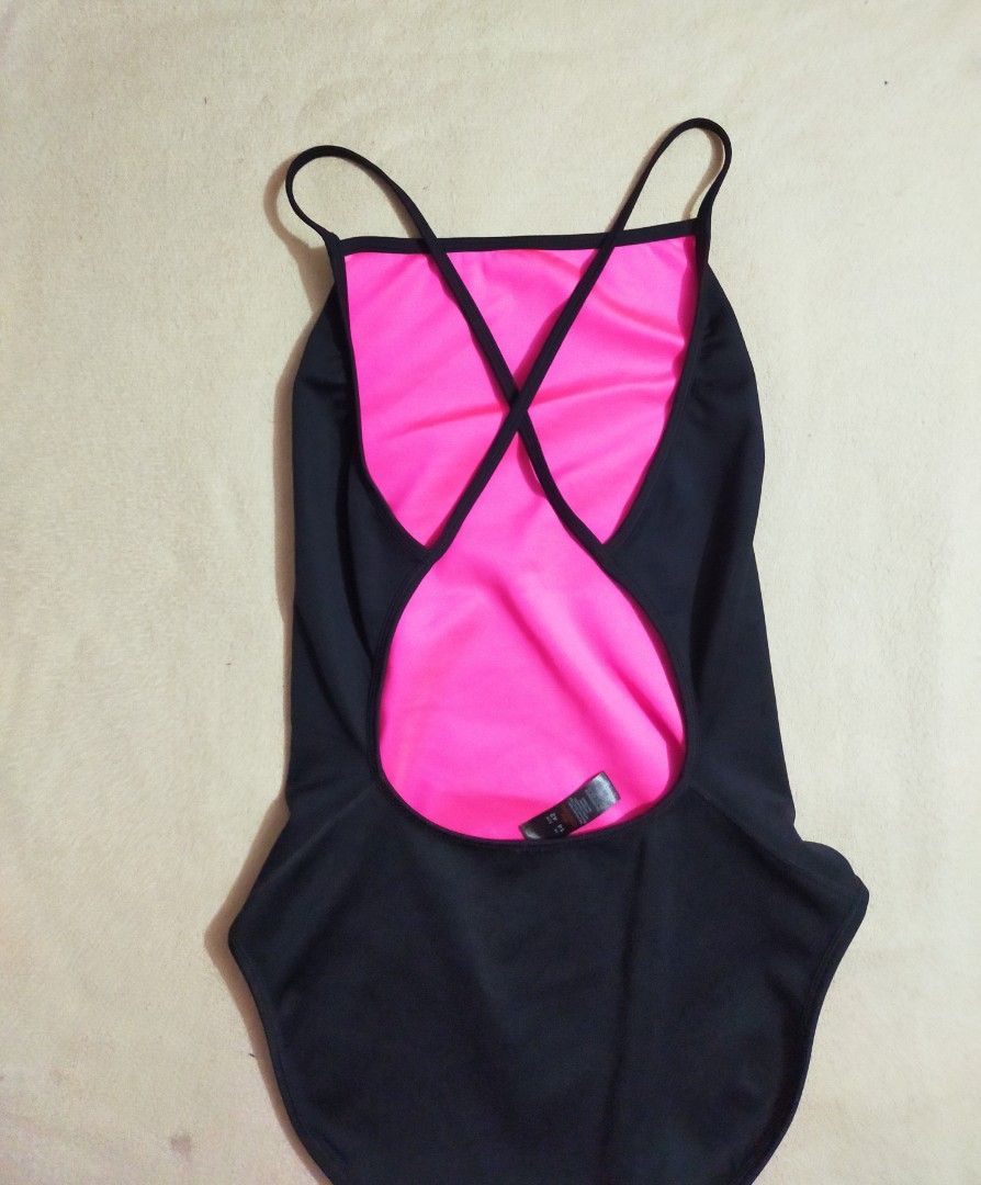 REVERSIBLE CROSSBACK SCUBA ONE PIECE SWIMSUIT, Women's Fashion