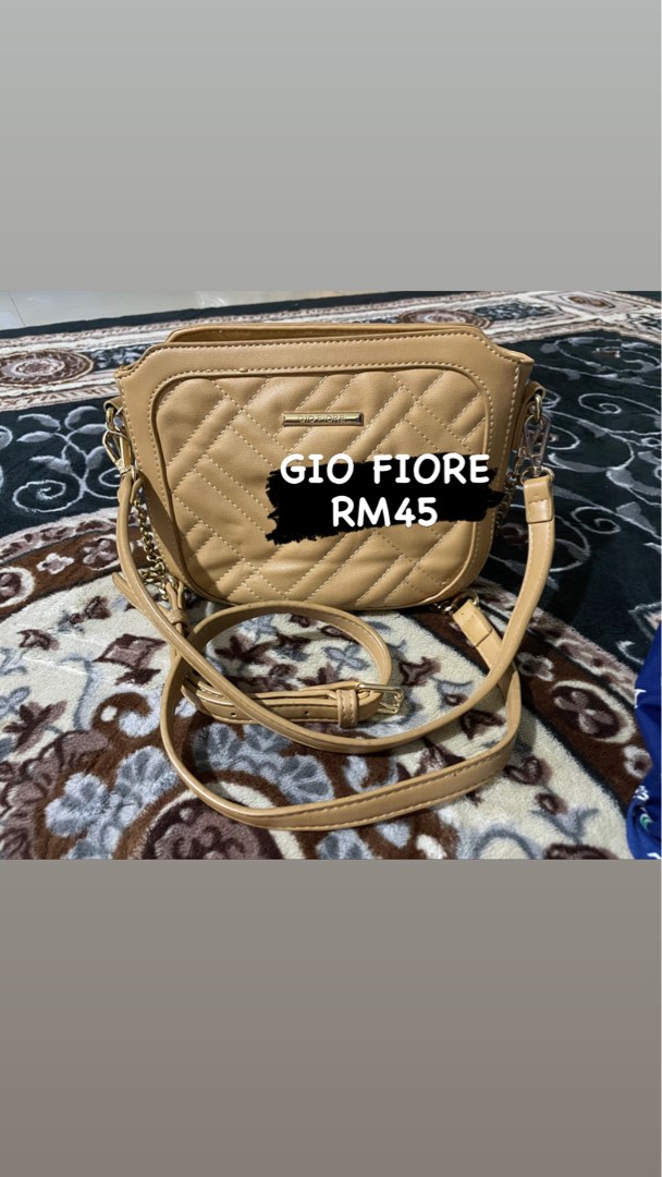 GIO FIORE, Luxury, Bags & Wallets on Carousell