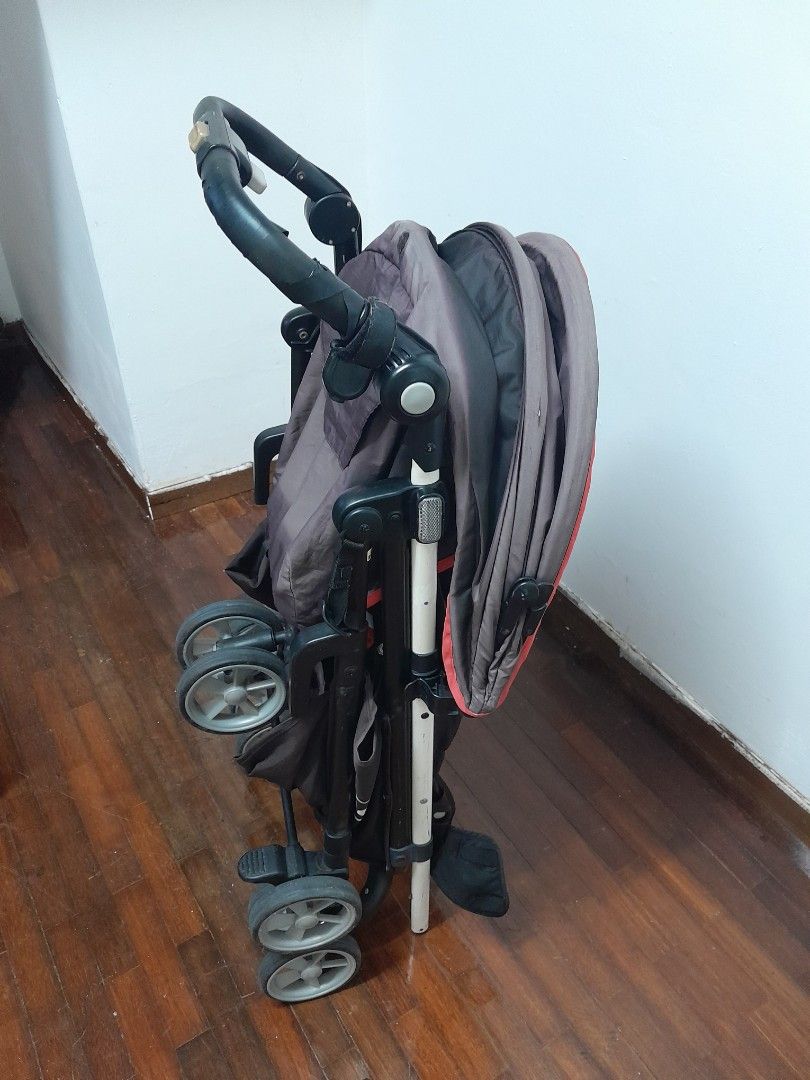 Stroller with big basket clearance