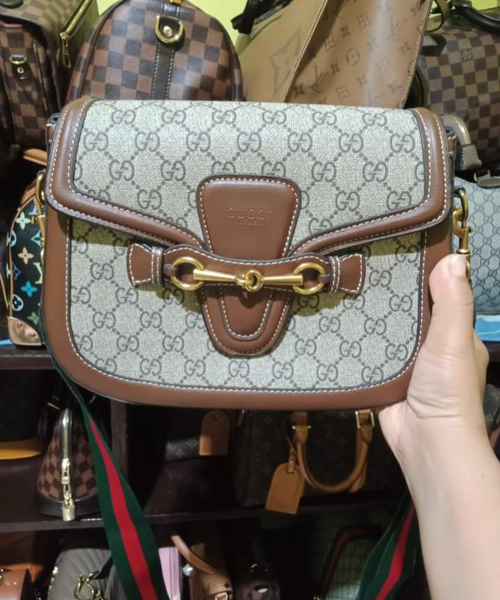 Gucci sling on Carousell