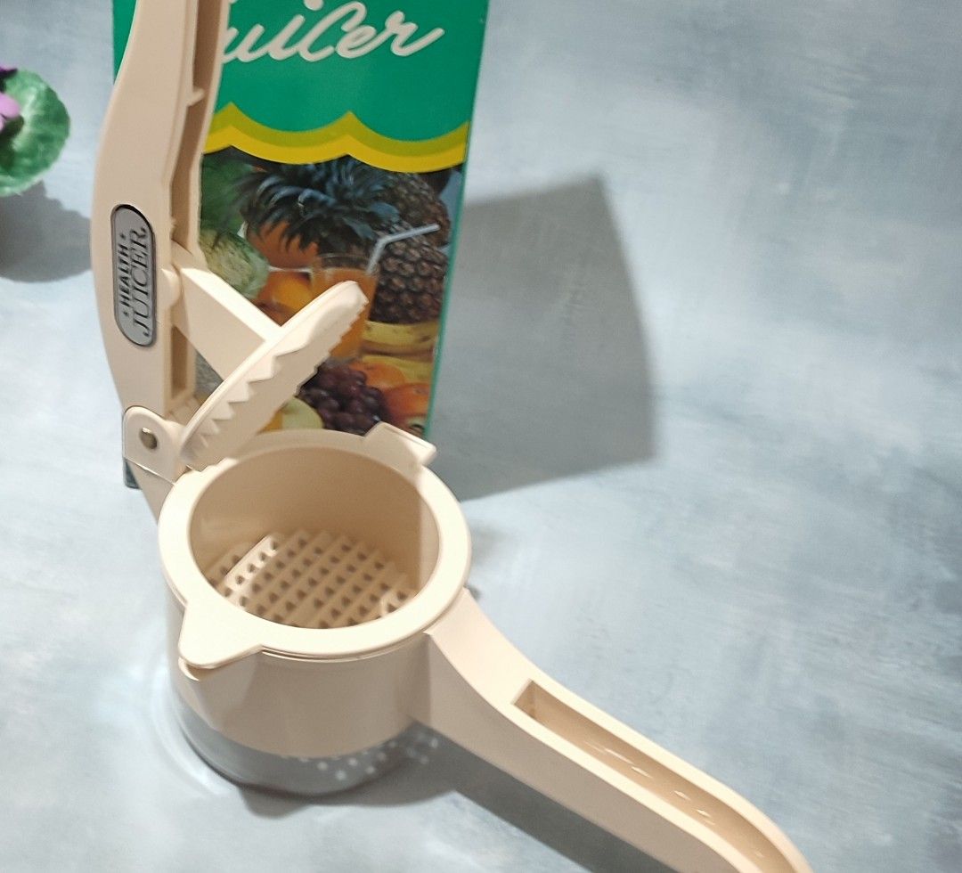 Health Juicer Made in Japan, TV & Home Appliances, Kitchen Appliances
