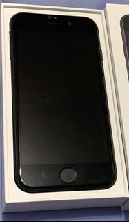 iPhone SE 3 128g, no issues! 