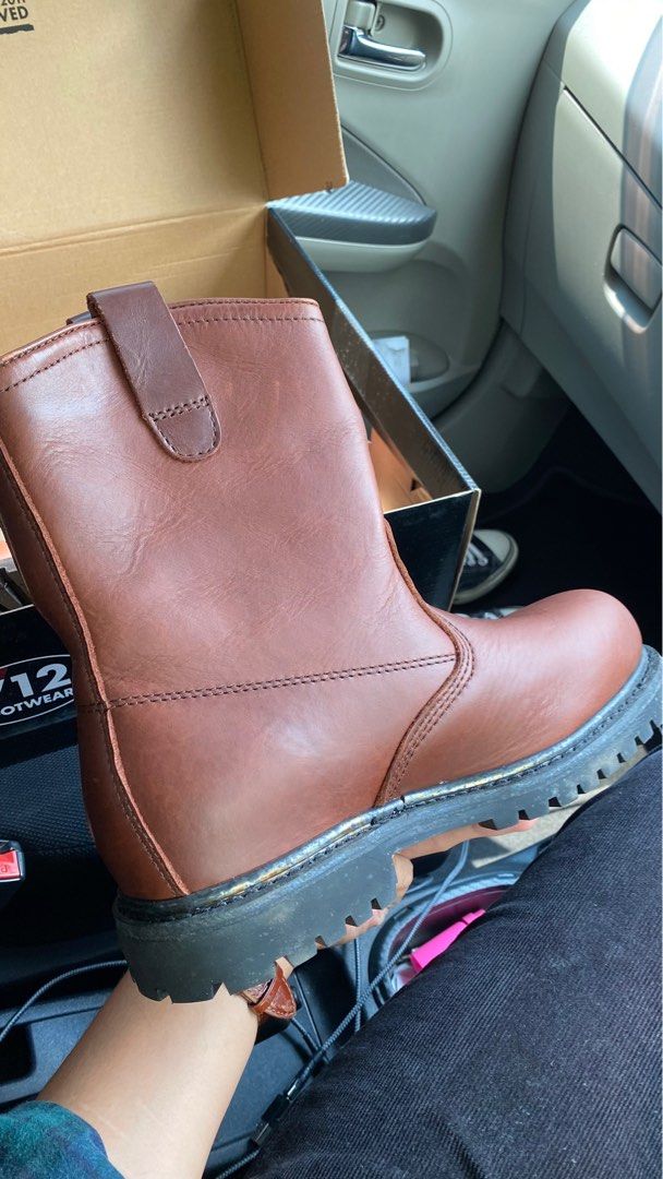 Iron steel safety boots Men s Fashion Footwear Boots on Carousell