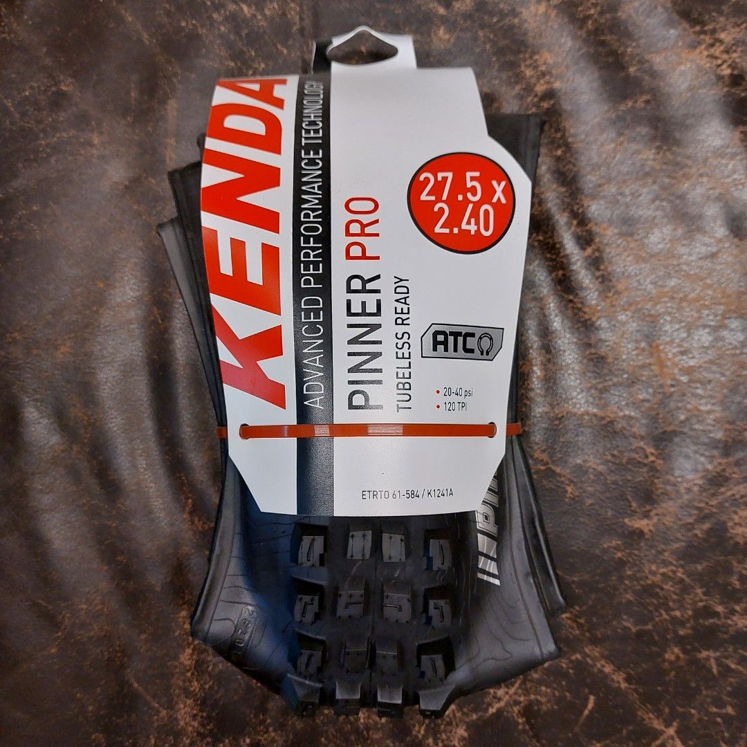 Kenda Pinner Pro 27.5x2.40 MTB tire, Sports Equipment, Bicycles & Parts