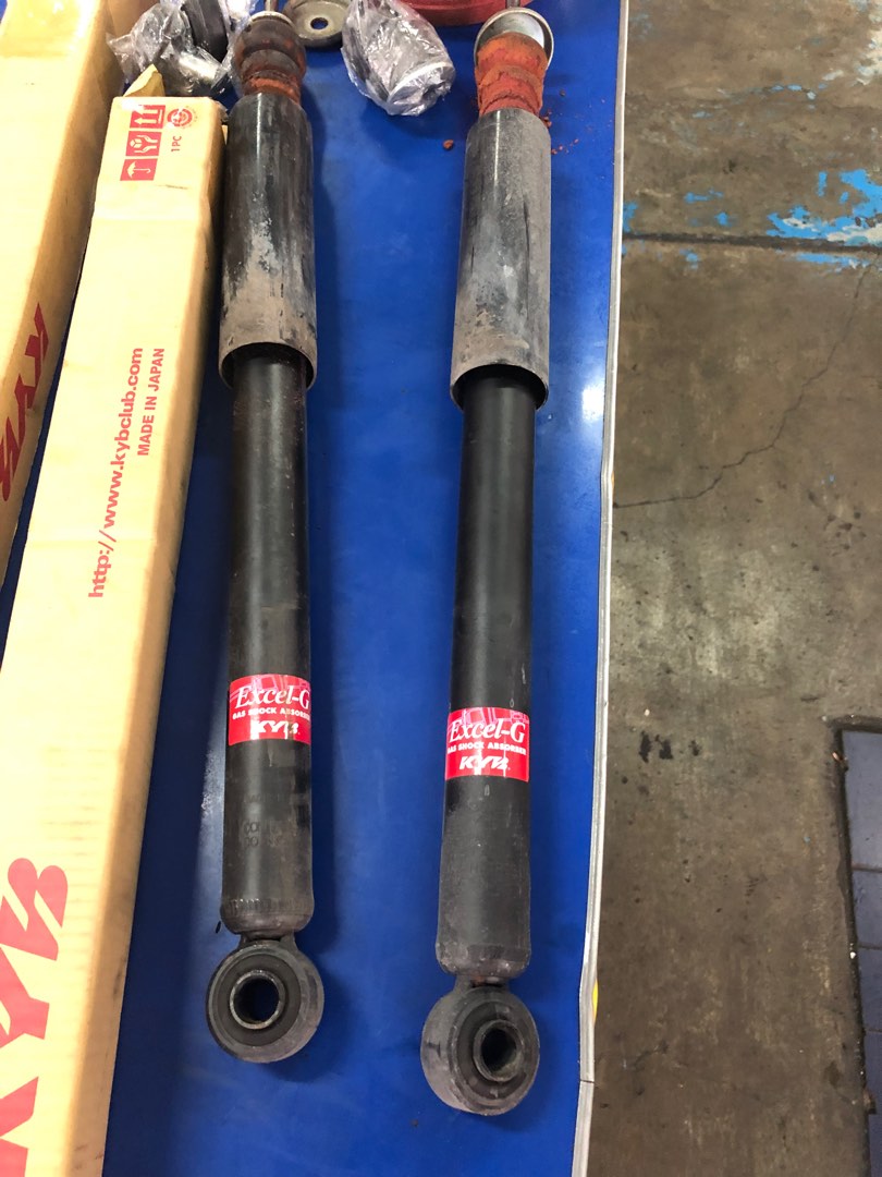 KYB Excel-G Shock Absorber Kit – Front & Rear For Silverado/Sierra 1500 RWD