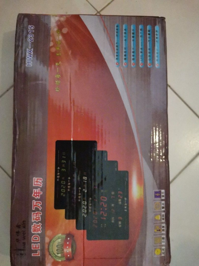 LED AUTOMATIC DIGITAL CLOCK (Category: Clocks) located in Singapore. Submitted by ronarudo777 (Listing ID 1237229449, Image 1). Description: 珍惜每一天 善用每一秒 MODEL HWX-2315 HUA WEI XIN 華偉鑫 LED DIGITAL MILLION YEARS CALENDER LED FLASHING BRIGHTNESS GREGORIAN& SOLAR CALENDER TEMPERATURE DISPLAY 100% ACCURATCY TIME ANNOUCEMENT MODERN DESIGN PRICE IS NEGIOTABLE.