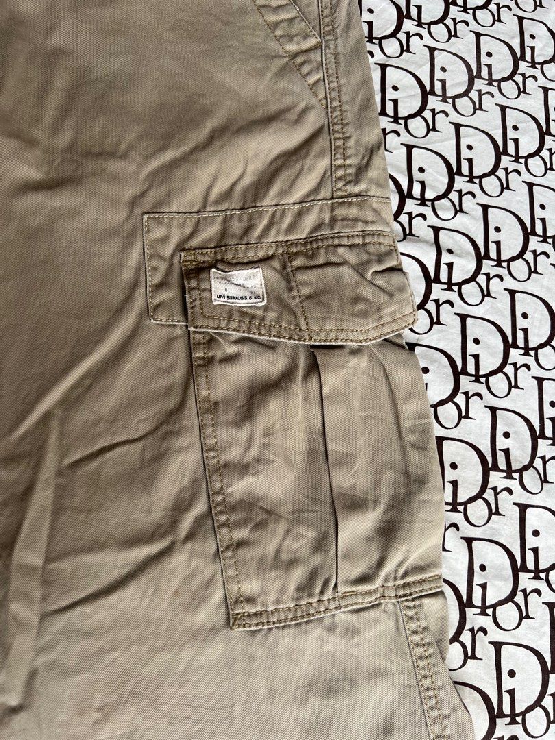 Levis Cargo Pants on Carousell