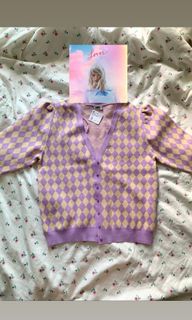 (Category: ) located in . Submitted by romanticise (Listing ID 1237190826, Image 1). Description: .