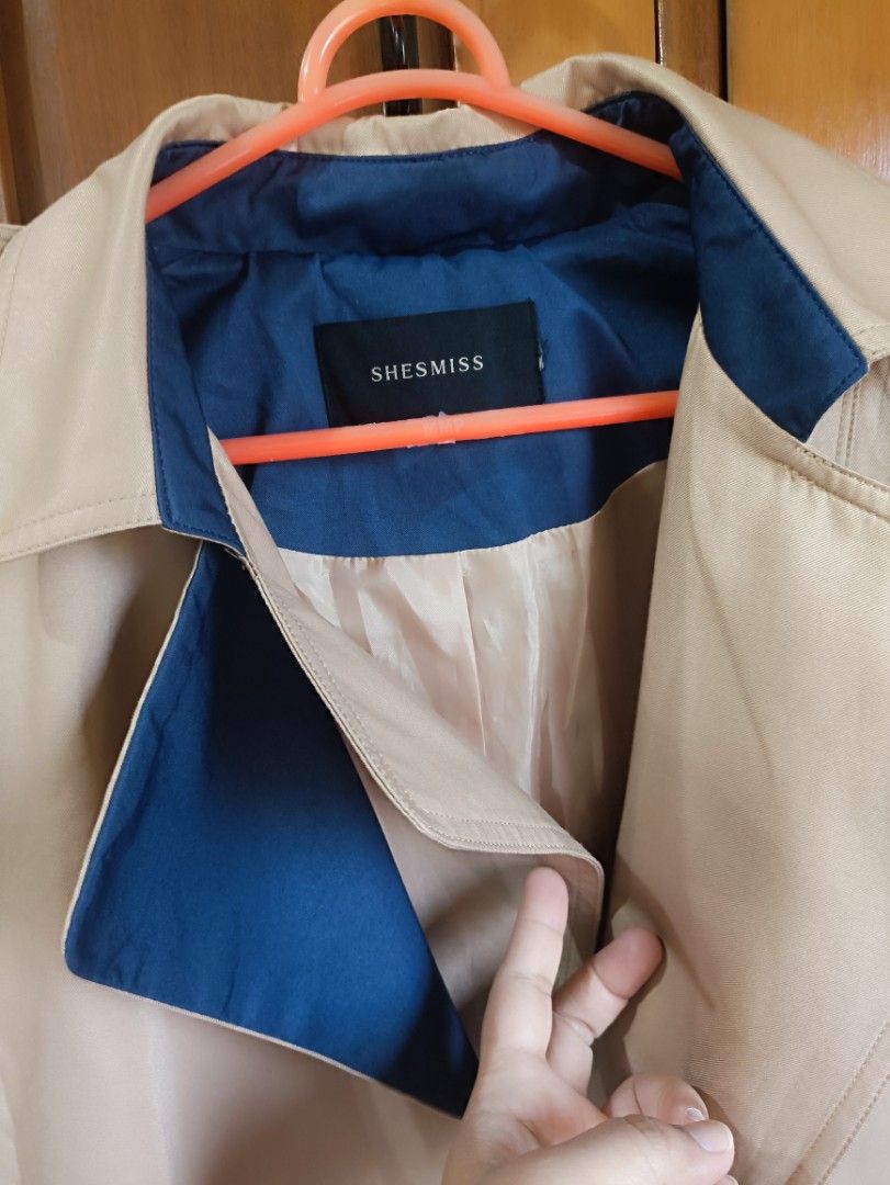 long-coat-brand-shesmiss-kombinasi-warna-on-carousell