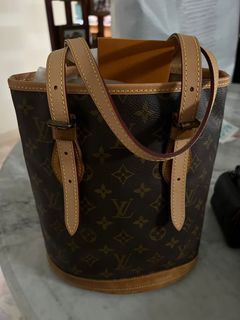 Louis Vuitton Monogram Brown Leather Kidney Bean Shoulder Bag, Women's  Fashion, Bags & Wallets, Shoulder Bags on Carousell