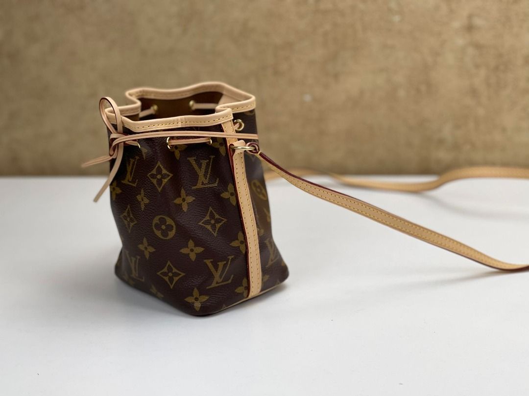 Louis Vuitton Laguito Briefcase LV Monogram Satchel, Luxury, Bags & Wallets  on Carousell