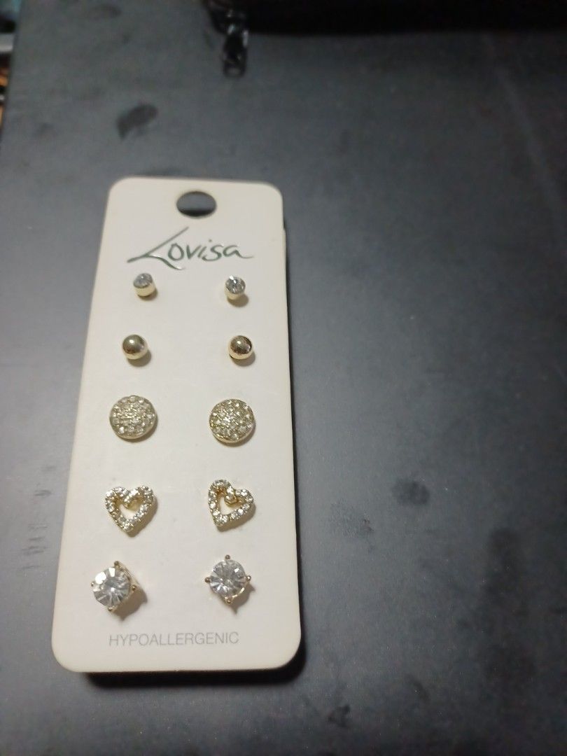 Lovisa earrings, Women's Fashion, Jewelry & Organisers, Earrings on