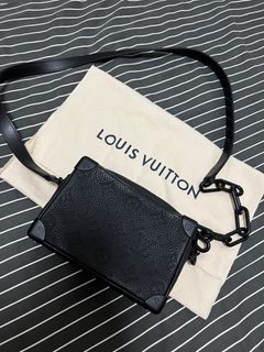 Rare Collector's FW 21-22 Louis Vuitton Silver Monogram Mirror Handle Trunk  Bag (LV) Virgil Abloh