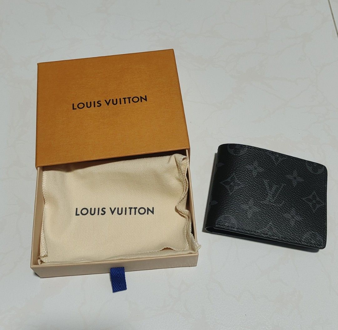 LN LV ZOE WALLET (M62932), Luxury, Bags & Wallets on Carousell