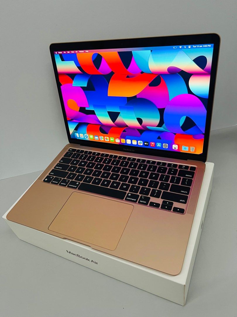 ち*こ様 MacBook Air M1ローズゴールド 本体 充電器付き 2020 Apple The MacBook Air M1 ローズゴールド