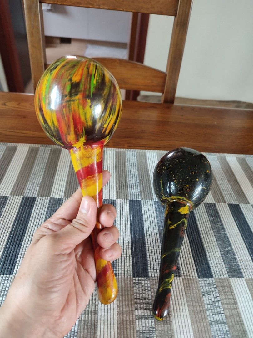 Maracas ( 2 pieces), Hobbies & Toys, Music & Media, Musical Instruments