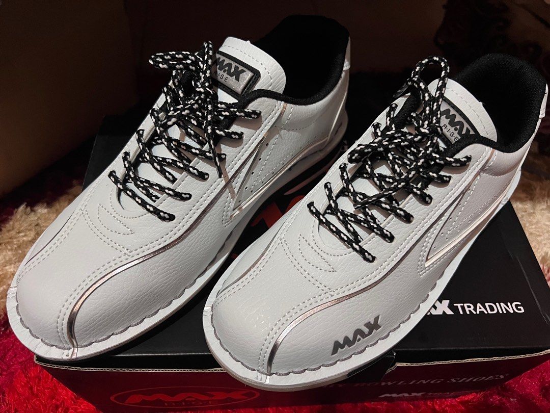 MAX Rise N3 White Bowling Shoe, Sports Equipment, Sports & Games