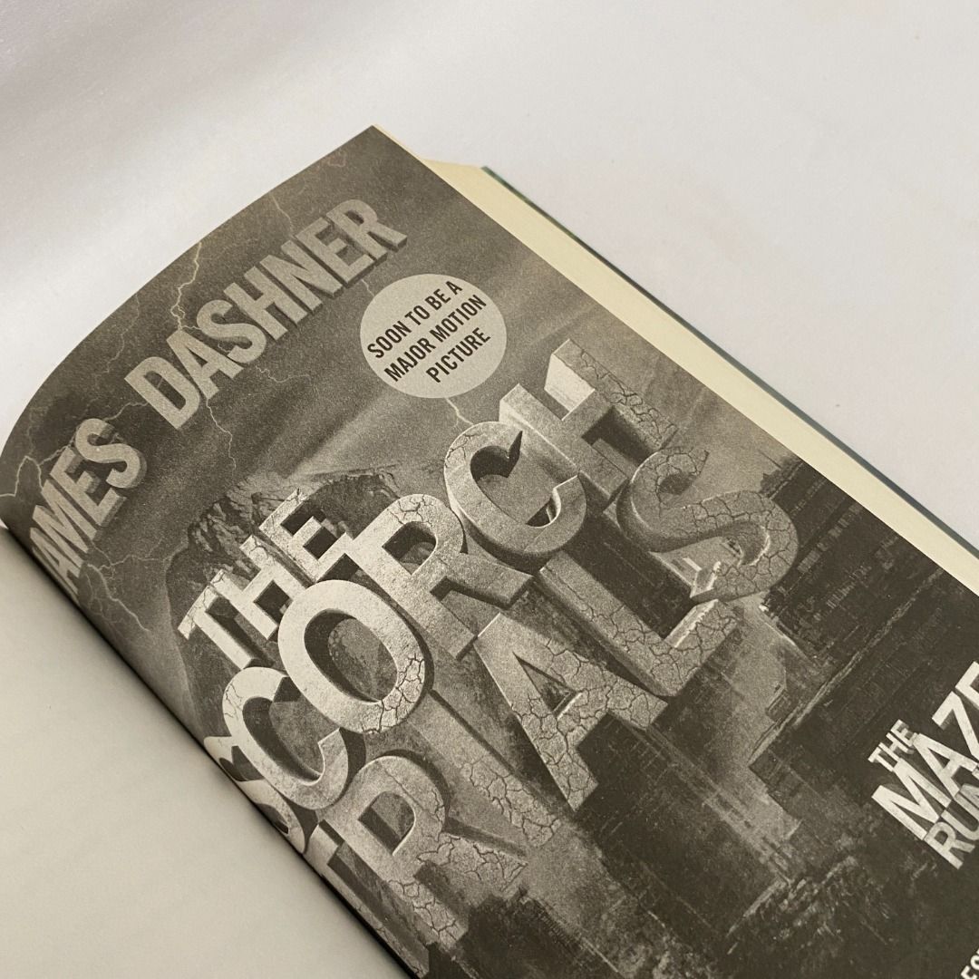 Maze Runner & Scorch Trials Collector's Edition (With Sticker) (Category: Storybooks) located in Manila. Submitted by 4keepsake (Listing ID 1237291428, Image 3). Description: 🤝 Negotiable price! 🚚 Buyer will shoulder shipping fee! Currently offering lalamove & gogoexpress..