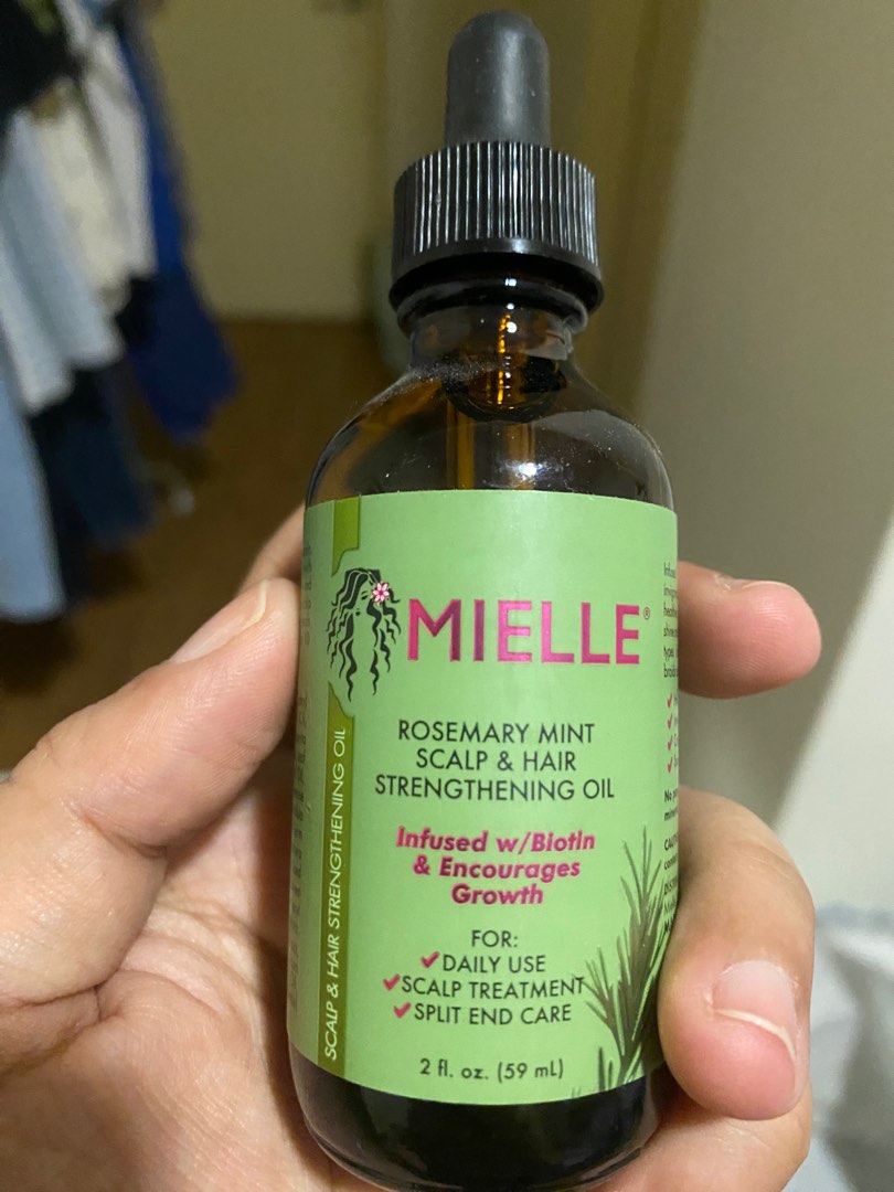 Mielle Organics Rosemary Mint Scalp & Hair Strengthening Oil 