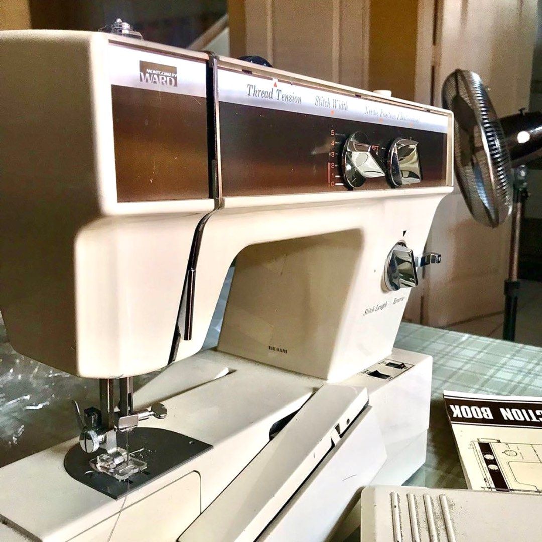 Vintage Montgomery Ward Sewing Machine on Carousell