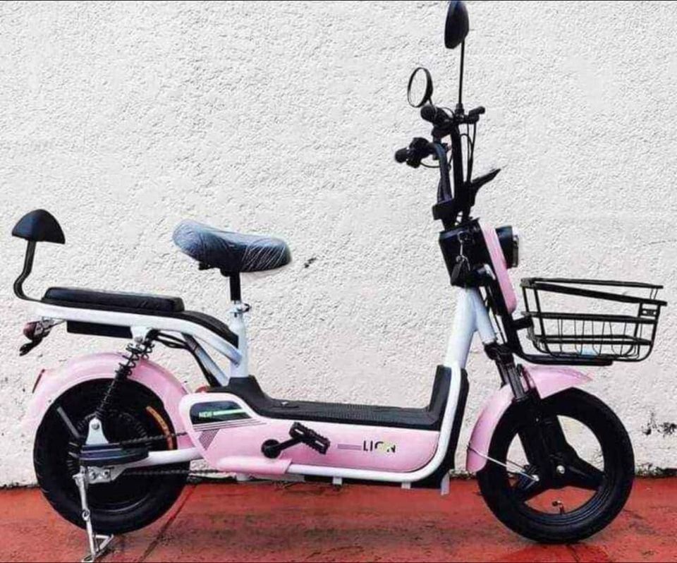 New E-Bike Double Wheels SALE (Category: Skates, Rollerblades & Scooters) located in Manila. Submitted by affordshopz (Listing ID 1237320371, Image 3). Description: Light 2 Wheels Electric Bike EBike (Electronic Bike) SALE Description: Rechargeable -Digital Gauge Panel (Speedometer, Battery, Signal light) -48V12Ah (SLA Battery) Removable -350 Watts Brushless Hub Motor -25-30 Km Range -30-40 Kph Speed -14"x2.50" Tubeless Tire -150kg Load capacity 