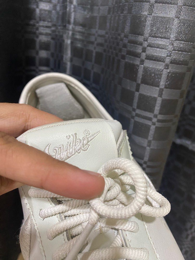 triple white nike cortez