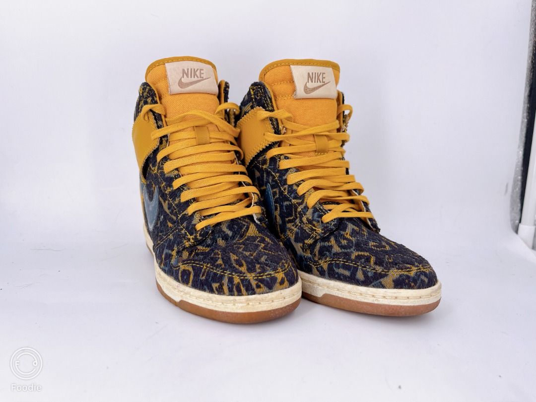 Nike Dunk Sky High Premium, 女裝, 鞋, 波鞋- Carousell