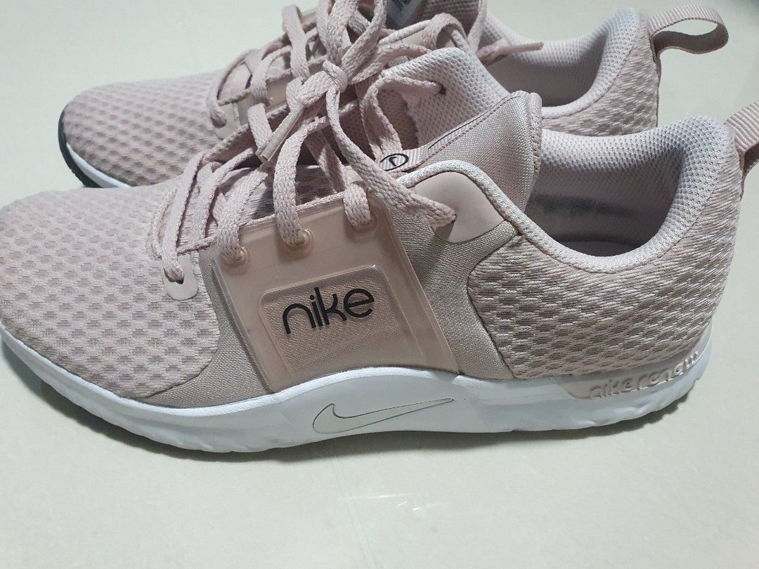 Nike online 200 women's