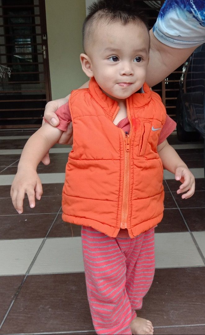 Baby best sale nike vest