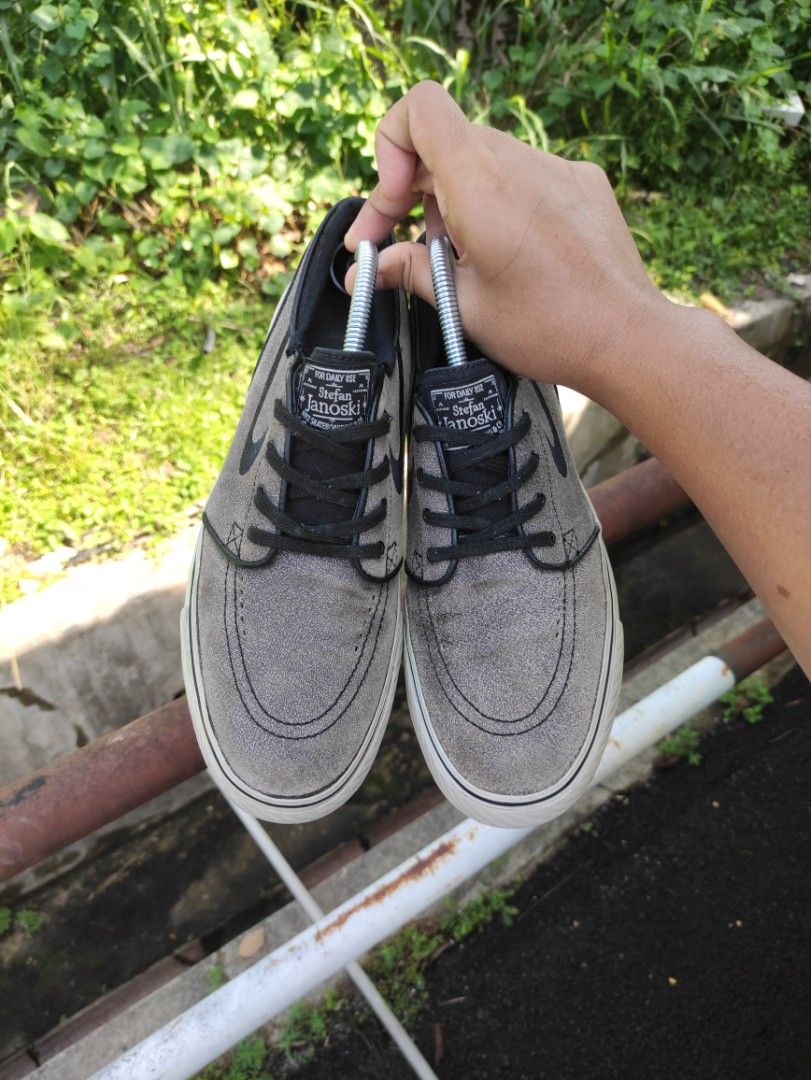 NIKE SB STEFAN JANOSKI SNEAKERS UK 8.5 A76 Men s Fashion