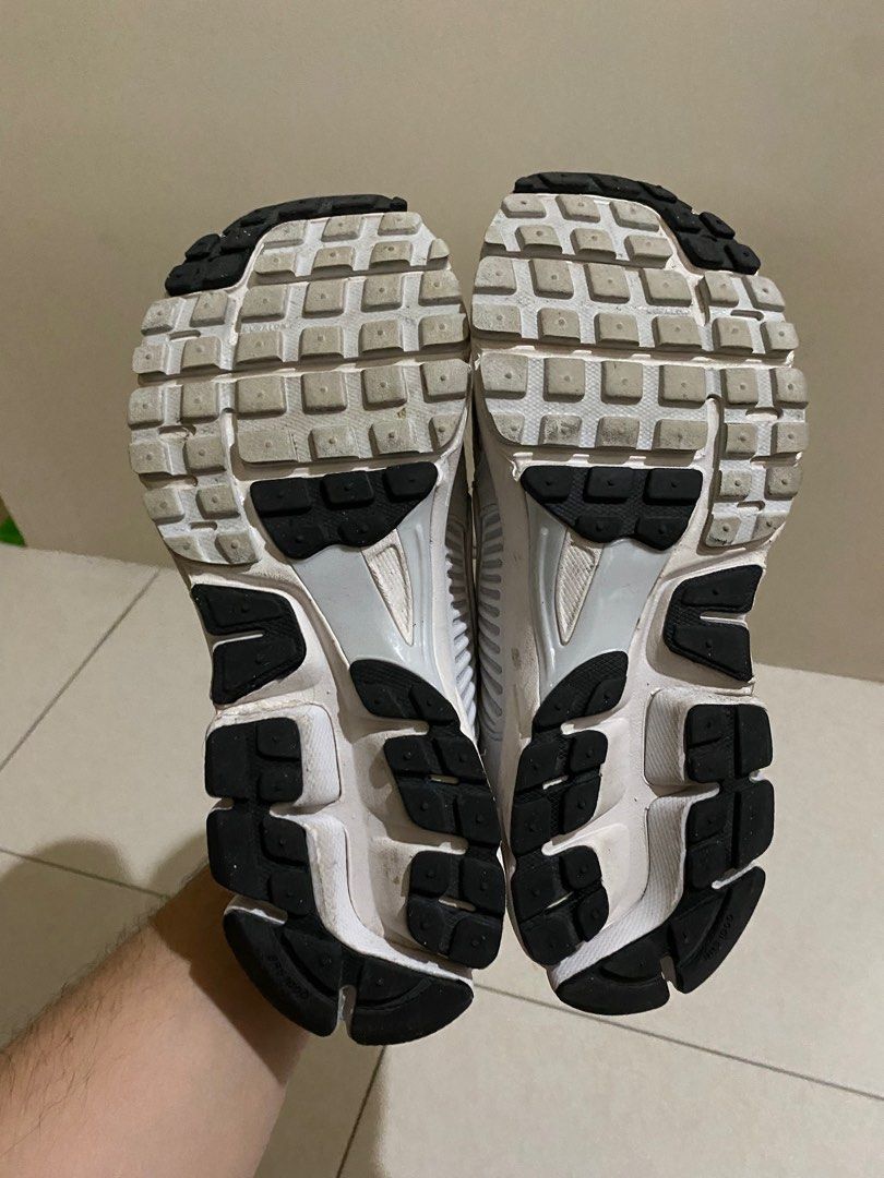 vomero 15 white